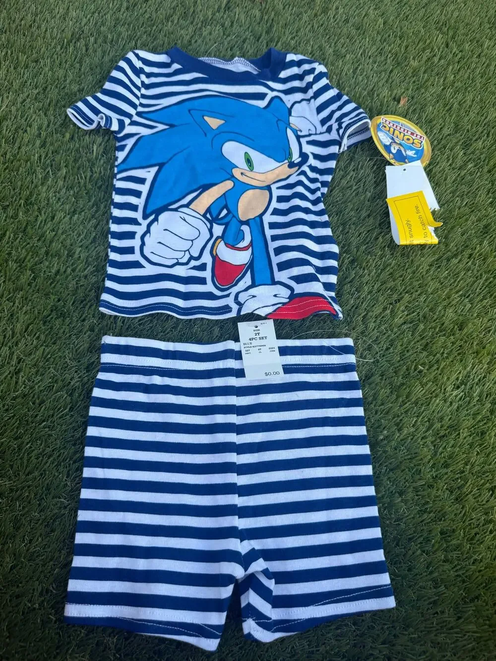 NEW Sonic the Hedgehog 2 Pc Outfit Toddler Boys 2T Shirt Shorts